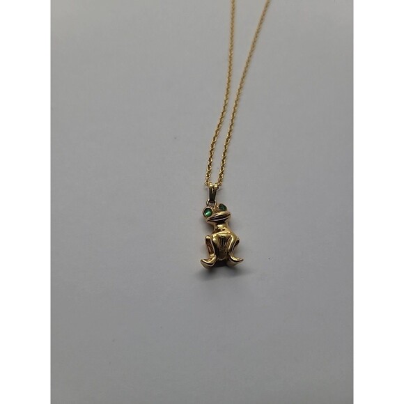 Vintage Gold Tone Frog Pendant Necklace with Green Stone Eyes Whimsical Animal - Picture 11 of 15